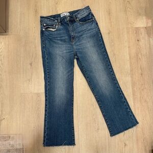 Daze (27) High Rise Cropped Medium Wash Denim Jeans